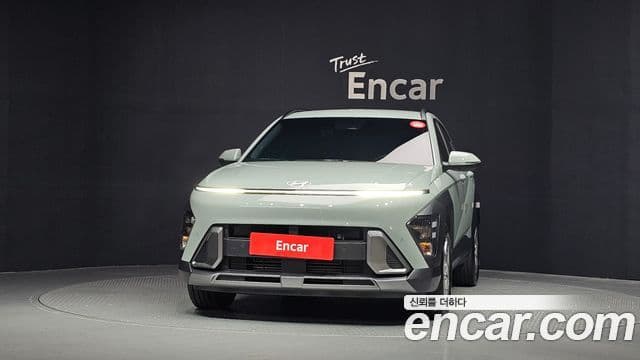 Hyundai Kona 2023 — фото 3 из 20