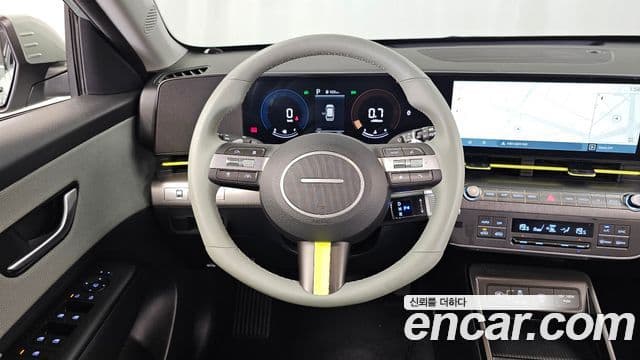 Hyundai Kona 2023 — фото 13 из 20
