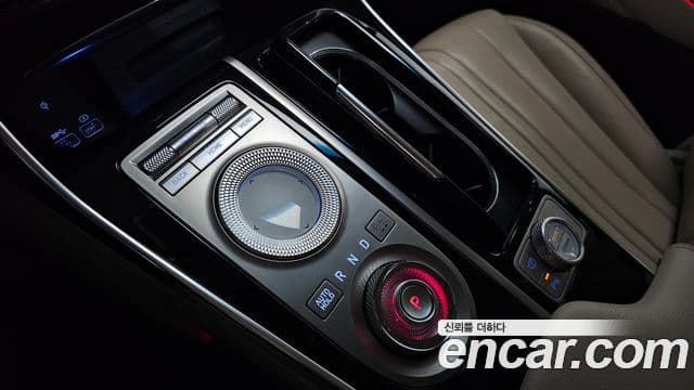 Genesis GV80 2020 — ფოტო 9/20