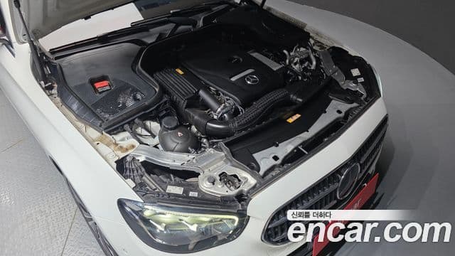 Mercedes-Benz E-Class 2022 — Фото 6/20