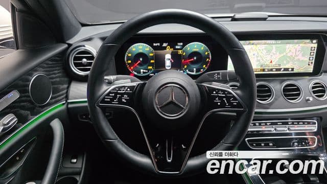 Mercedes-Benz E-Class 2022 — Фото 14/20