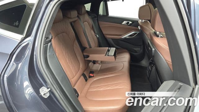 BMW X6 2022 — ფოტო 12/20