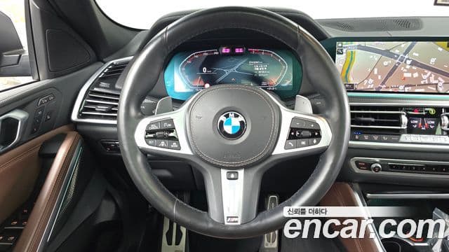 BMW X6 2022 — ფოტო 14/20