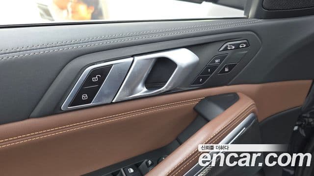 BMW X6 2022 — Photo 2/34