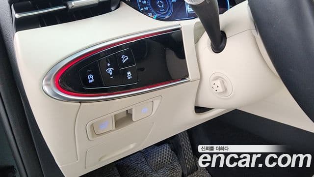 Genesis GV70 2021 — Şəkil 17/41