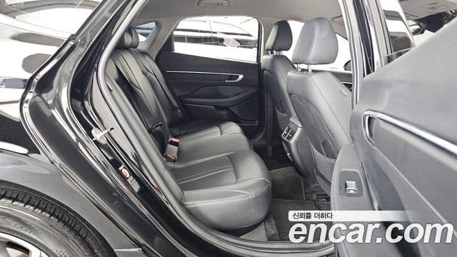 Hyundai Sonata 2022 — ფოტო 12/20