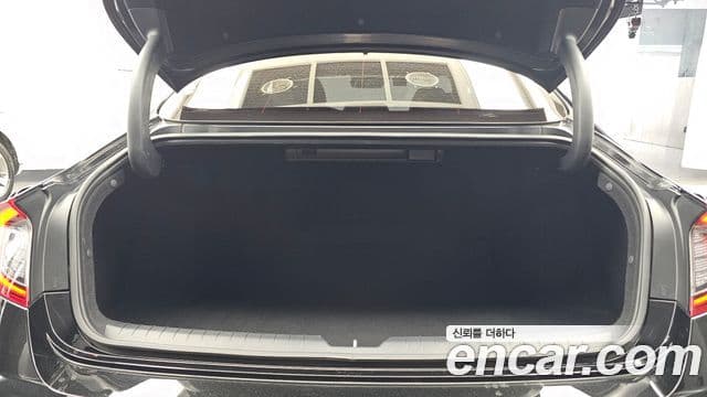 Hyundai Sonata 2022 — ფოტო 20/20