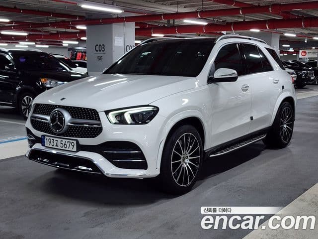 Mercedes-Benz GLE-Class 2023 — ფოტო 9/20