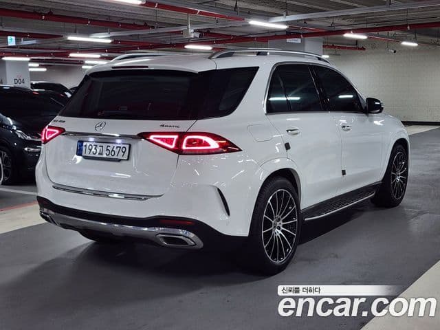 Mercedes-Benz GLE-Class 2023 — фото 1 из 20