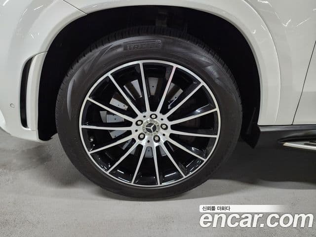 Mercedes-Benz GLE-Class 2023 — ფოტო 4/20