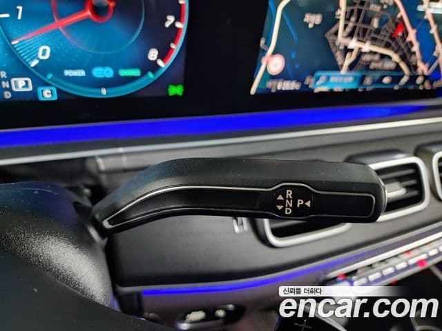 Mercedes-Benz GLE-Class 2023 — ფოტო 6/20
