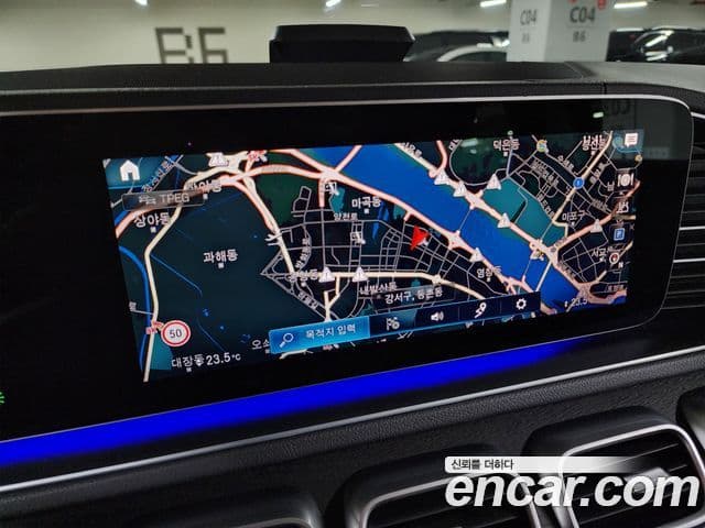 Mercedes-Benz GLE-Class 2023 — ფოტო 13/20