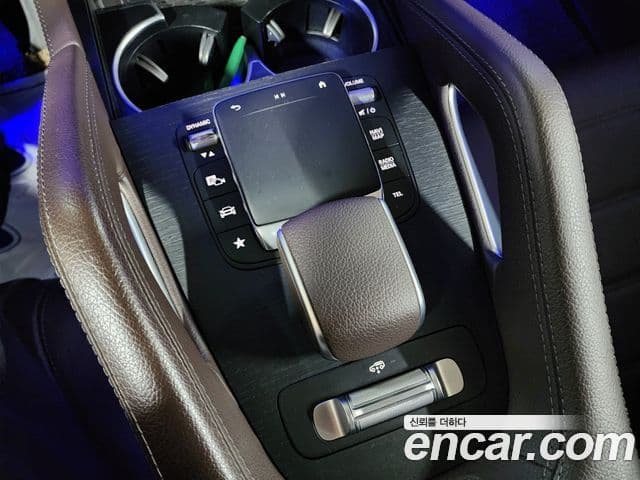 Mercedes-Benz GLE-Class 2023 — ფოტო 16/20