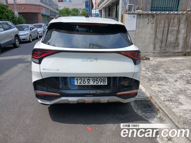 Kia Sportage 2021 — Şəkil 9/12