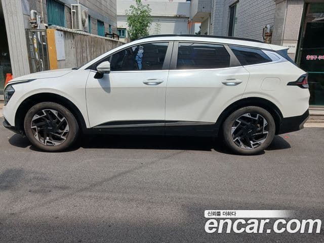 Kia Sportage 2021 — Şəkil 11/12
