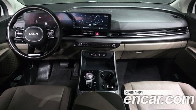 Kia Carnival 2024 — Şəkil 7/20