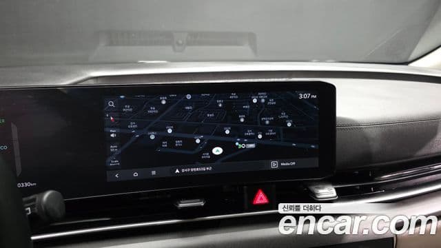 Kia Carnival 2024 — Şəkil 15/20