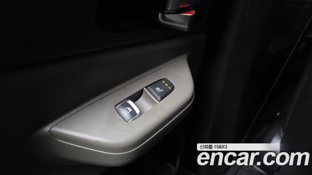Kia Carnival 2024 — Şəkil 19/20