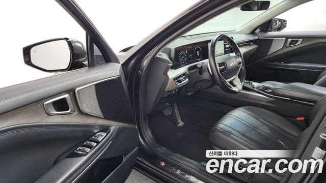 Kia K8 2022 — Şəkil 10/20