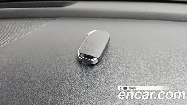 Kia K8 2022 — Şəkil 15/20