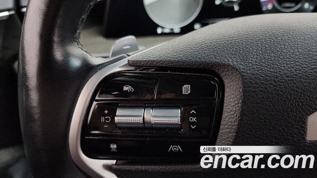 Kia K8 2022 — Şəkil 17/20