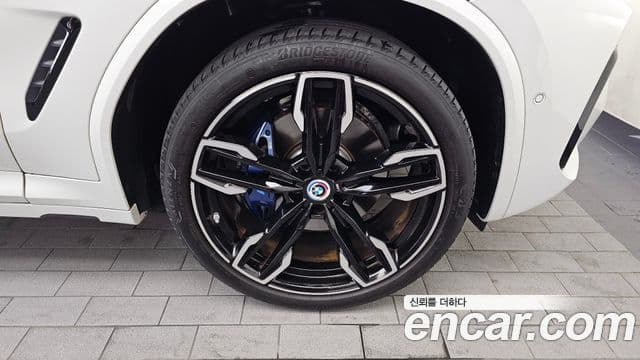 BMW X3 2023 — Photo 28/34