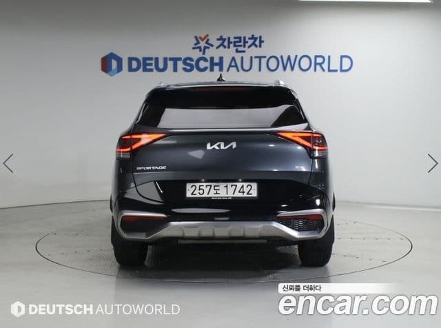Kia Sportage 2021 — ფოტო 3/20