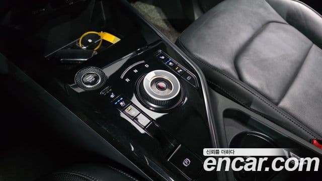 Kia Niro 2022 — Şəkil 9/20