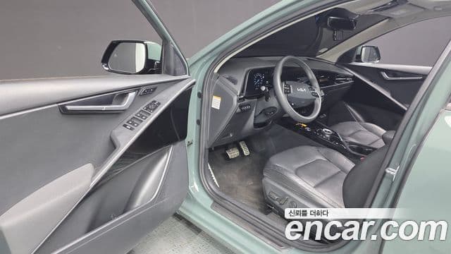 Kia Niro 2022 — Şəkil 10/20