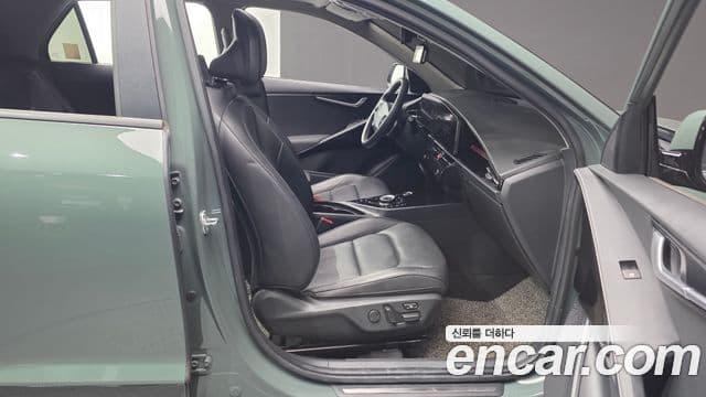 Kia Niro 2022 — Şəkil 11/20