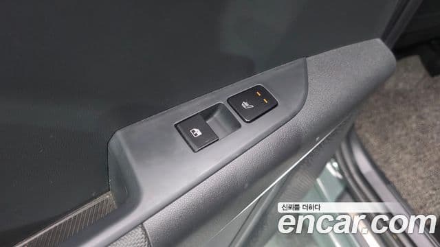 Kia Niro 2022 — Şəkil 19/20