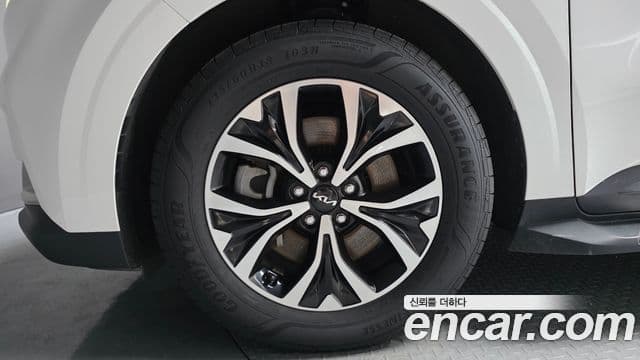 Kia Carnival 2022 — Фото 5/20