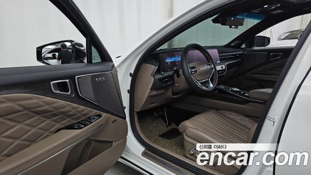 Kia K8 2021 — Şəkil 10/20