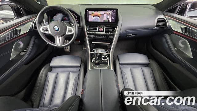 BMW 8 Series 2023 — Şəkil 7/20