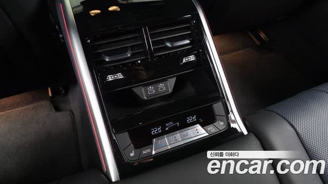 BMW 8 Series 2023 — Şəkil 18/20