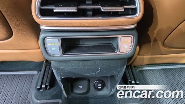 Genesis GV80 2024 — Photo 24/33