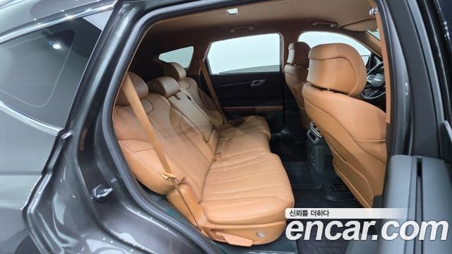 Genesis GV80 2024 — Photo 25/33