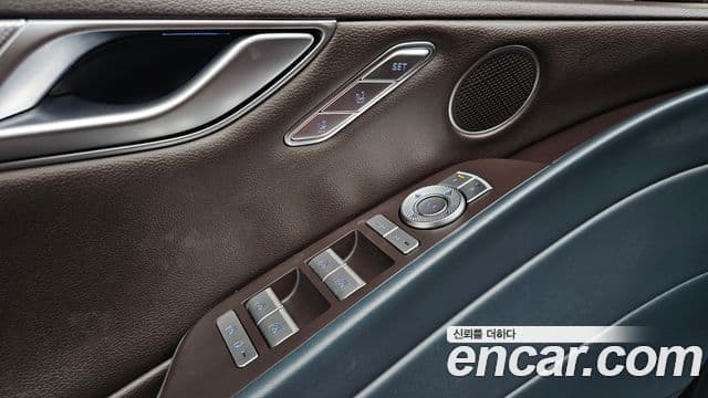Genesis G80 2022 — Photo 28/34