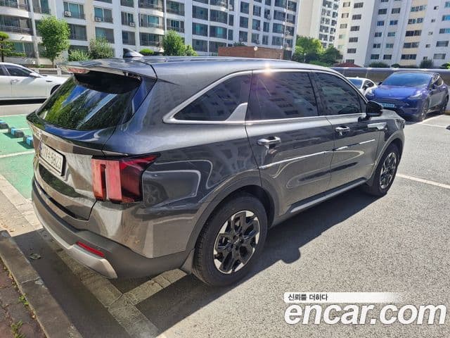 Kia Sorento 2024 — ფოტო 12/16