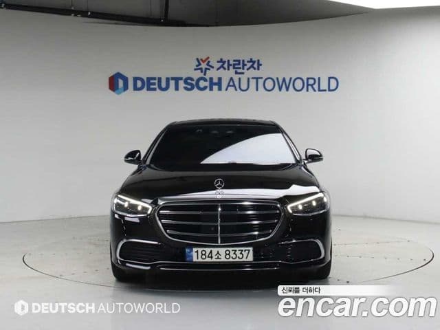 Mercedes-Benz S-Class 2023 — Photo 15/20