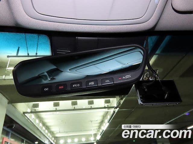 Genesis G70 2019 — Photo 2/20
