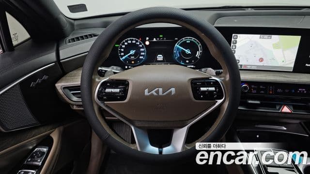 Kia K8 2022 — Şəkil 13/20