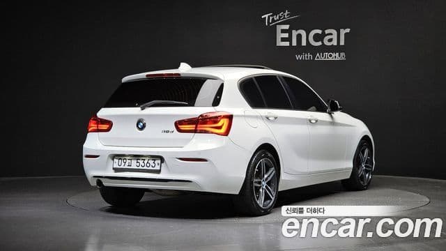 BMW 1 Series 2019 — Şəkil 2/20