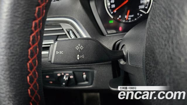 BMW 1 Series 2019 — Şəkil 16/20
