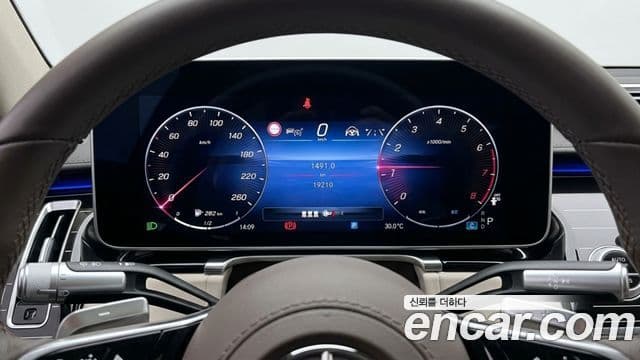 Mercedes-Benz S-Class 2025 — ფოტო 8/12