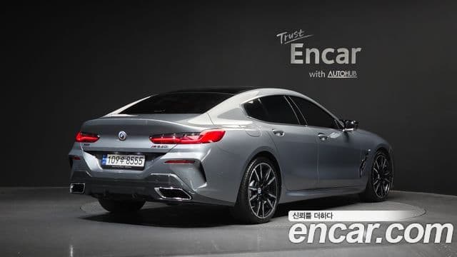 BMW 8 Series 2023 — Şəkil 2/20