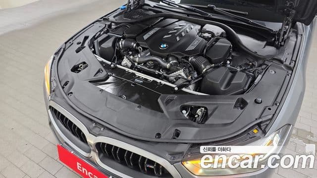 BMW 8 Series 2023 — Şəkil 6/20