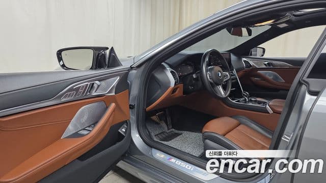 BMW 8 Series 2023 — Şəkil 10/20