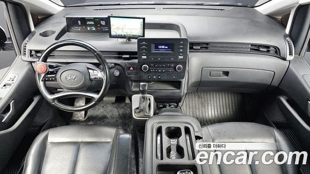 Hyundai Staria 2021 — Şəkil 7/20