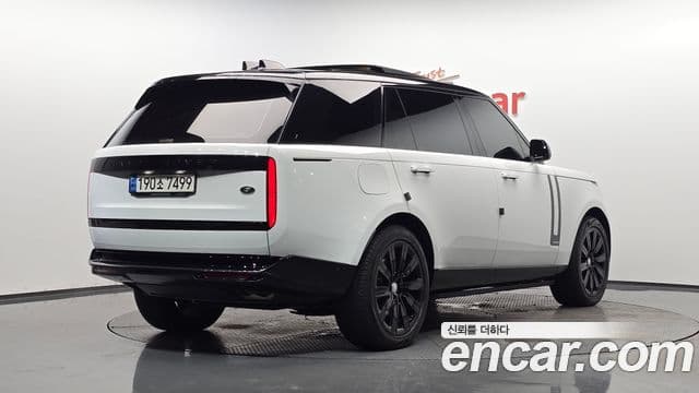 Land Rover Range Rover 2022 — Photo 39/42